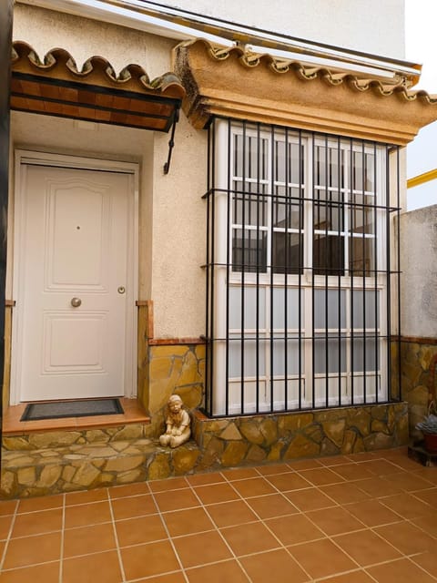 Facade/entrance, Lobby or reception