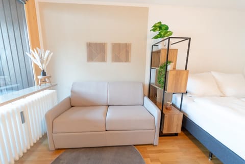 Communal lounge/ TV room, Seating area, Bedroom