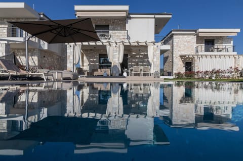 Olive Residence Villa in Halkidiki