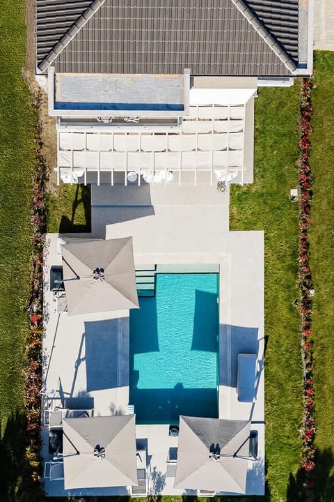 Olive Residence Villa in Halkidiki