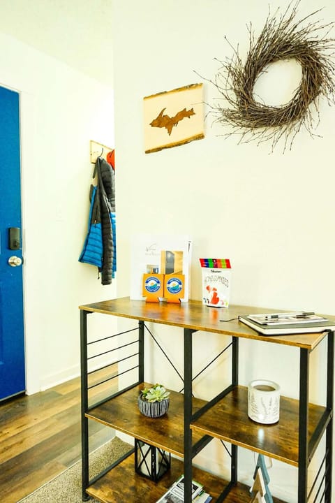 Downtown Blue Room at Villages on Aurora House in Ironwood