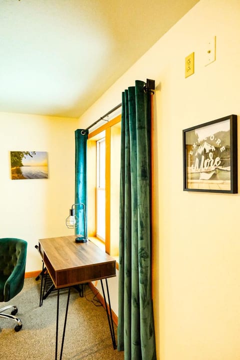 Downtown Green Room at Villages on Aurora House in Ironwood