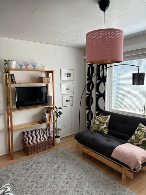 Communal lounge/ TV room, TV and multimedia, Living room, Photo of the whole room