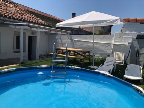 Patio, Day, Balcony/Terrace, Pool view, Swimming pool, sunbed