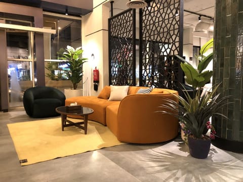 Property building, Seating area