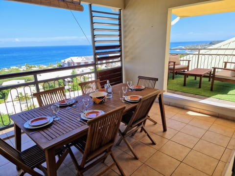 View (from property/room), Balcony/Terrace, Sea view
