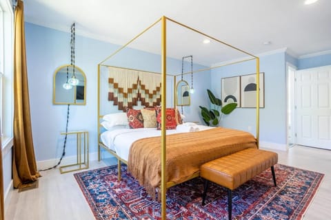 Spacious Getaway 15mins from Downtown Atlanta House in Panthersville