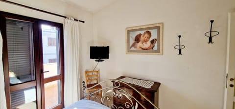 Casa C&C duplex centro Olbia Apartment in Olbia