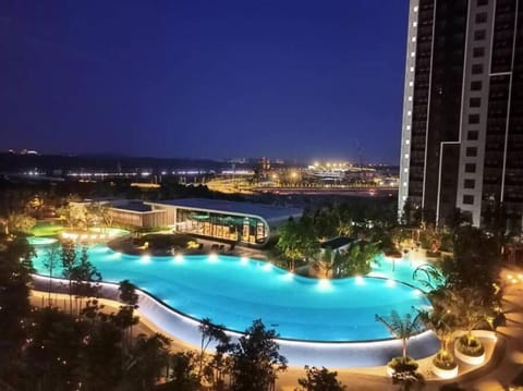 Pool view, Swimming pool