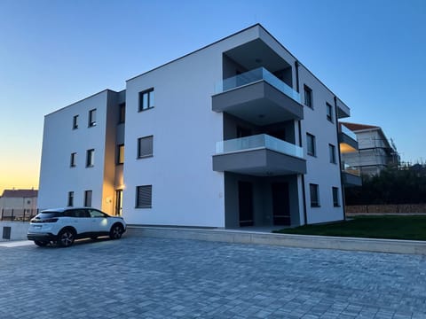 Property building, Parking