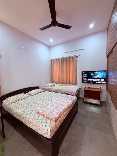 Bed, Bedroom