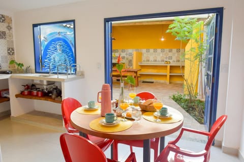 View (from property/room), Kitchen or kitchenette, Dining area