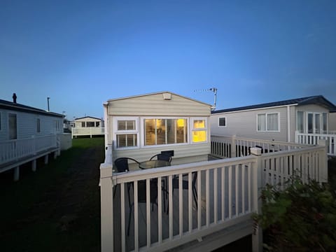 Down By The Bay Campground/ 
RV Resort in Whitley Bay