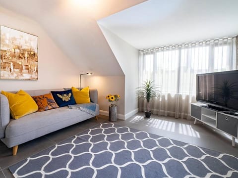 Belfast central stylish spacious apartment free parking Apartment in Belfast