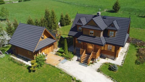 Property building, Day, Natural landscape, Bird's eye view, Garden, Garden view