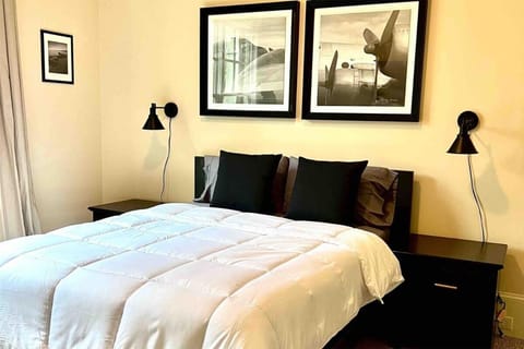 Luxury Buckhead executive Oasis for Family or work Villa in Sandy Springs