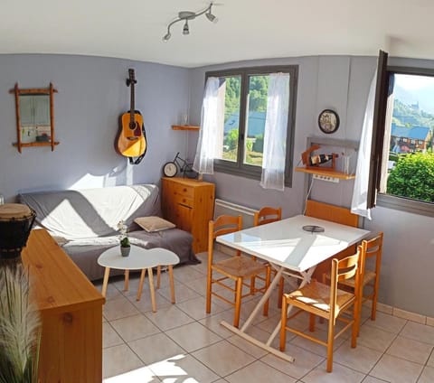 Studio Allemont ALPE D'HUEZ gd domaine tt equipe Apartment in Oz