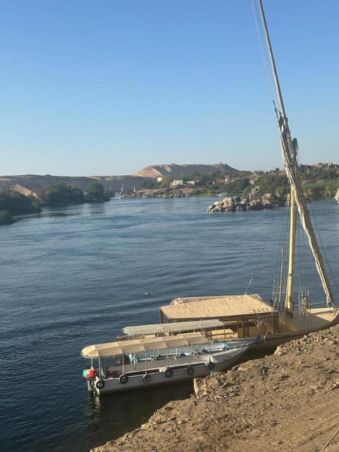 Day, Natural landscape, Activities, Lake view, Mountain view, River view, Sea view