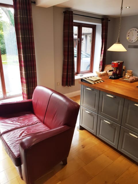 Little Luckford House in Purbeck District