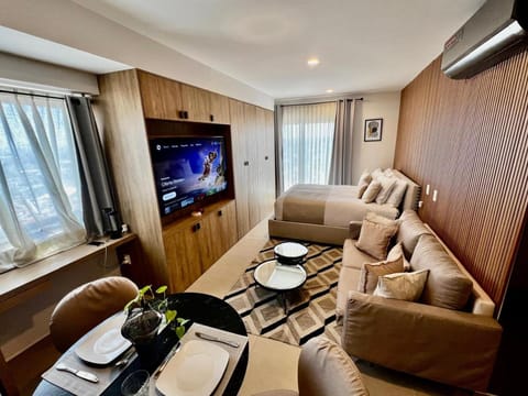 Living room, Photo of the whole room, Seating area, Dining area