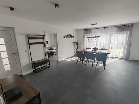 Photo of the whole room, Dining area