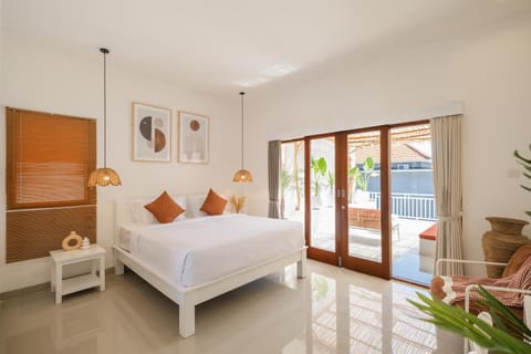 OG Cruz - Central & Stylish Canggu Pool Villa - Sleeps 7 House in North Kuta