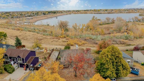 Comfortable Family Friendly Home on Quincy Reservoir House in Centennial