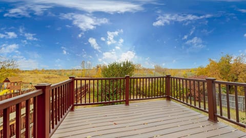 Comfortable Family Friendly Home on Quincy Reservoir House in Centennial