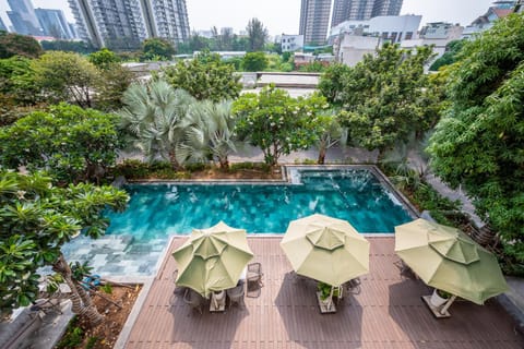 Patio, Garden, Balcony/Terrace, Garden view, Pool view, Swimming pool, Swimming pool, sunbed