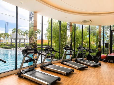 Property building, Fitness centre/facilities, Pool view, Swimming pool