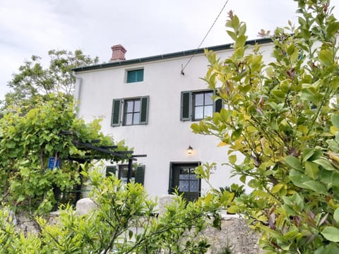 Country house Viskic House in Supetarska Draga