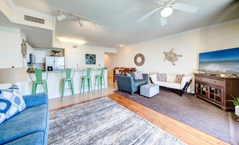 Stunning Beach front condo Apartment hotel in Panama City Beach