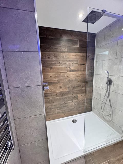 Atlas Residence & Luxury Apartment with City View Apartment in Sheffield