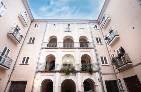 Inner courtyard view