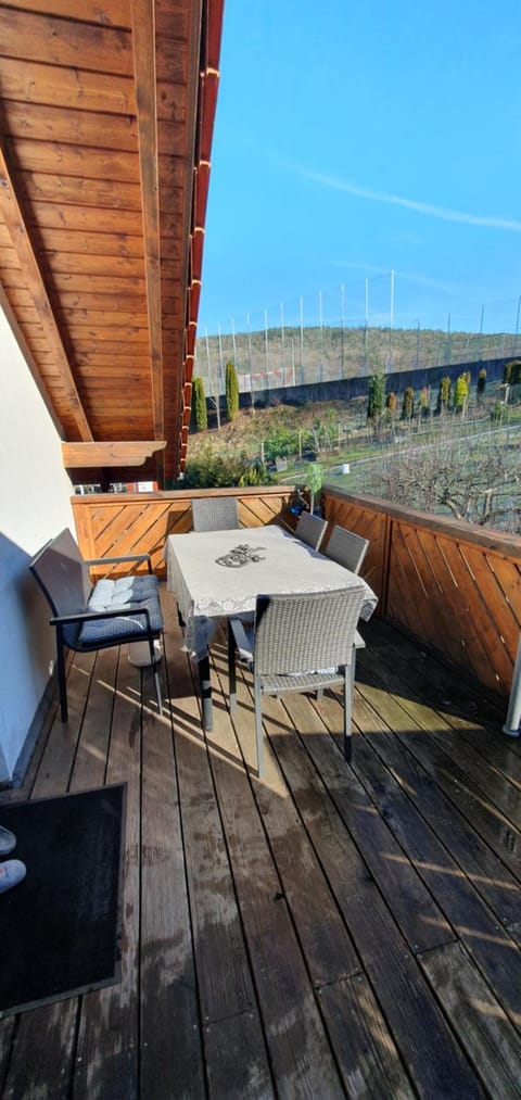 View (from property/room), Balcony/Terrace, Seating area