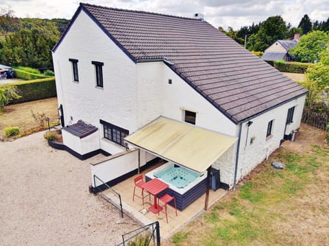 Gîte du Volcan House in Wallonia, Belgium