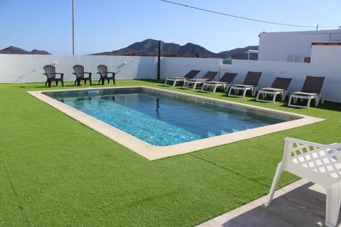 Swimming pool, Swimming pool