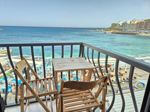 Patio, Nearby landmark, Day, Natural landscape, View (from property/room), Balcony/Terrace, Beach, Sea view