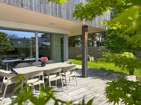 Garden, Garden, Balcony/Terrace, Balcony/Terrace
