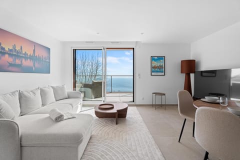 TV and multimedia, Living room, Sea view