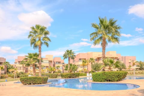 Garden, Swimming pool, Swimming pool