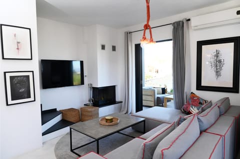 TV and multimedia, Living room, Seating area