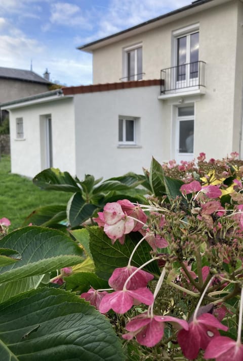 Garden, Garden view