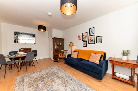 Communal lounge/ TV room, Living room