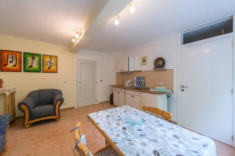 Tweekamer Apartement Bed and Breakfast in Dilsen-Stokkem