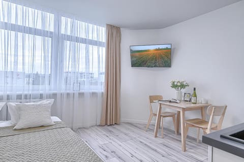 TV and multimedia, Photo of the whole room