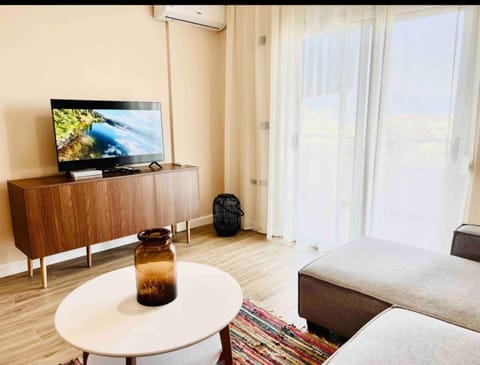 Damis Apartment Port Apartment in Vlorë