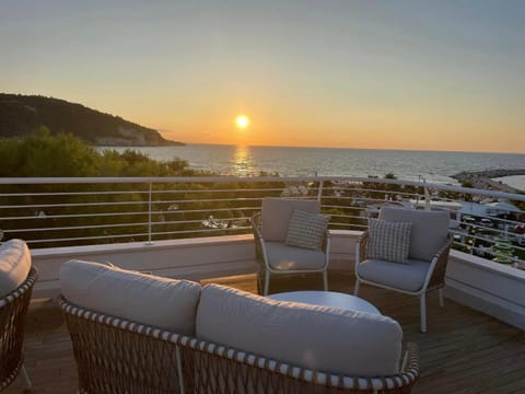 Balcony/Terrace, Sea view, Sunset