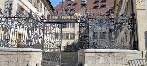 Le Matin Calme Apartment in Switzerland