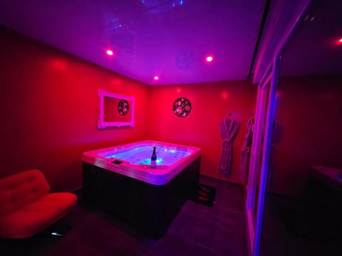 Hot Tub